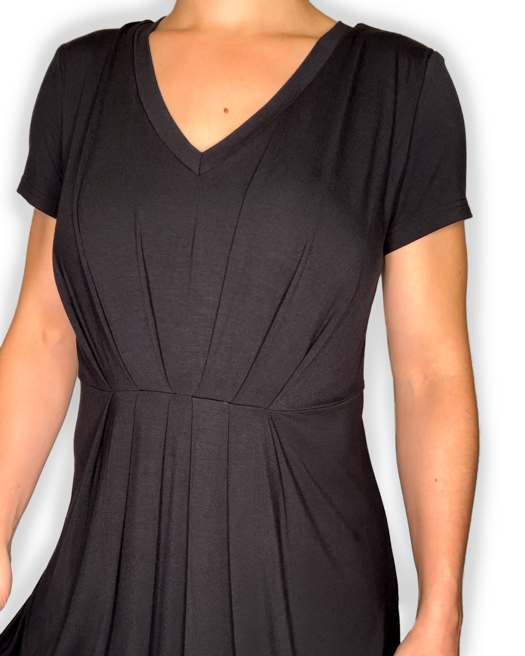 BEA Pleat-Waist Bamboo Braless V-Neck Dress black color - front close view