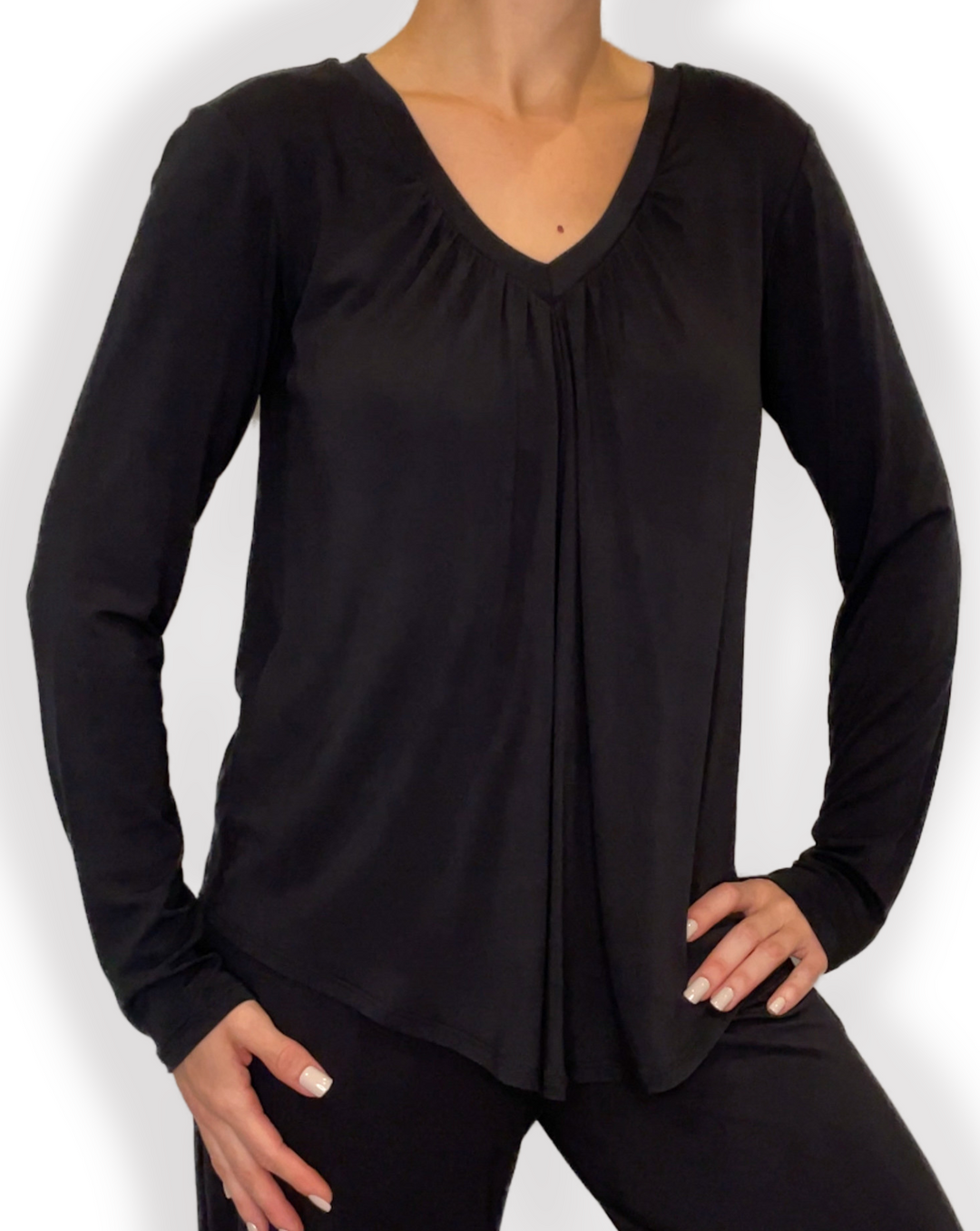 Collection DARCI of Bamboo Long Sleeve Tops in black color 